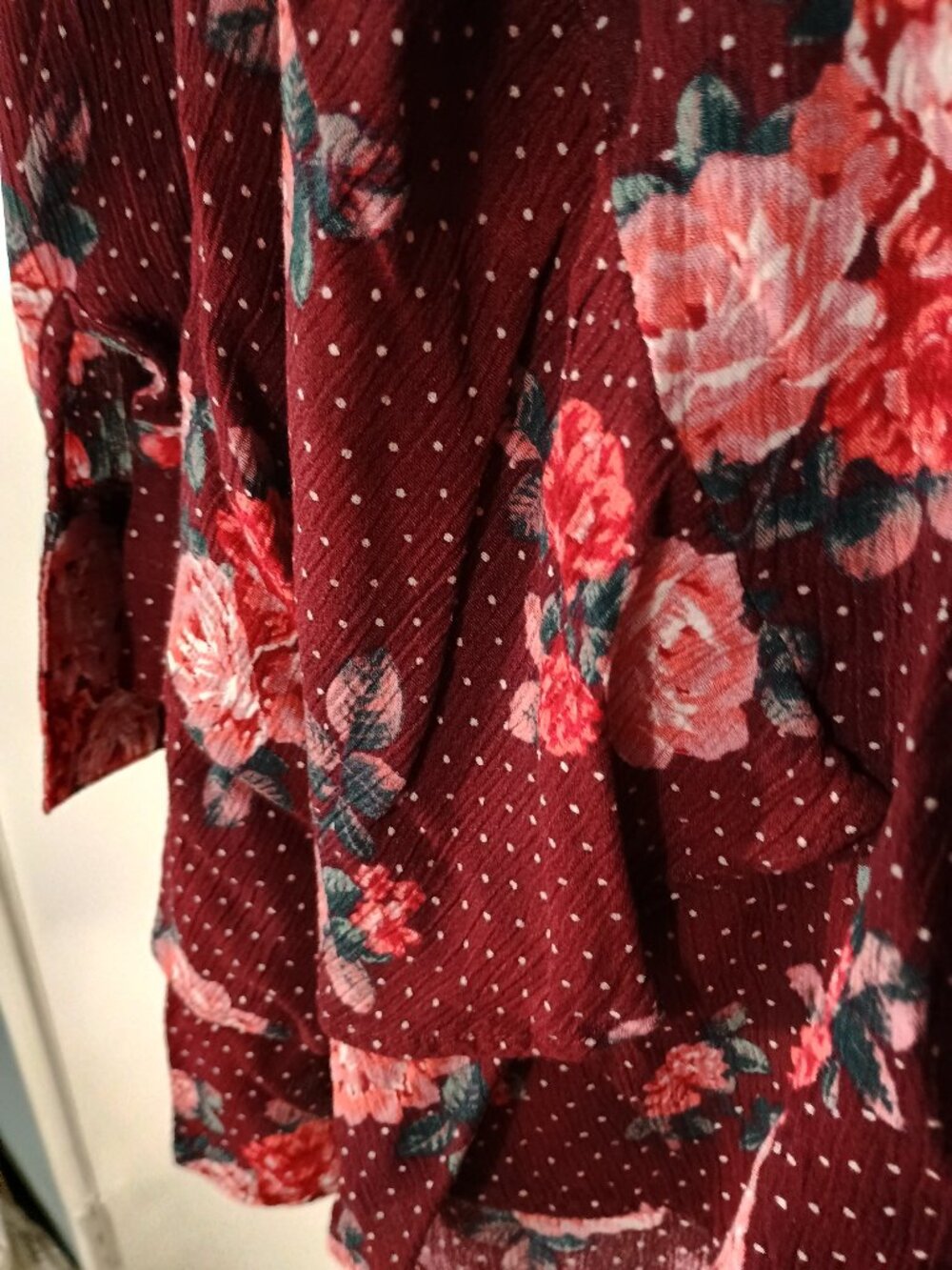 Umgee Burgundy Floral Polka Dot 3/4 Sleeve Ruffle Hem Blouse XL - Picture 4 of 8